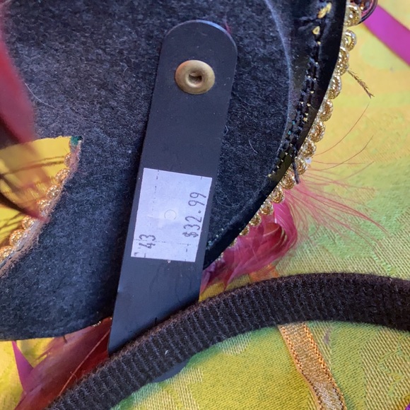 Masquerade Mask - Picture 6 of 6